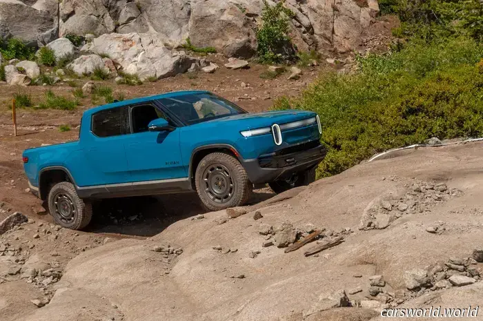 Prova su strada della Rivian R1T Quad 2026: Quando troppo è semplicemente abbastanza