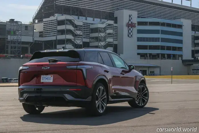 Análisis de la unidad inicial del Chevrolet Blazer EV SS 2025: Bienvenido de nuevo, V6 Malibu.