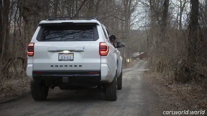 Recensione Toyota 4Runner TRD Sport 2025: specifiche migliori, vibrazioni più deboli