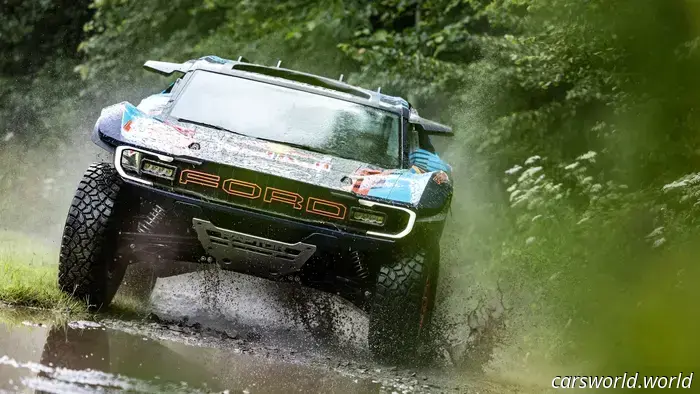 Il CEO di Ford, Jim Farley, vuole una supercar Raptor fuoristrada.