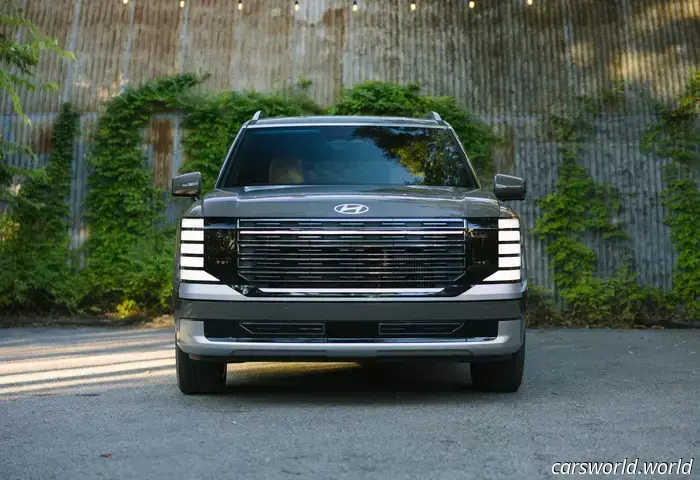 Prima prova su strada della Hyundai Palisade Hybrid 2026: il SUV lussuoso ed efficiente che mette in allerta i rivali