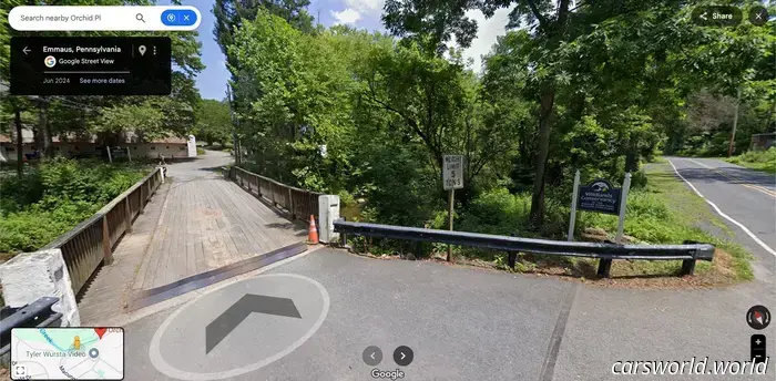 Camión de Propano Ignora el Límite de Peso del Puente de Madera y Cae a un Arroyo