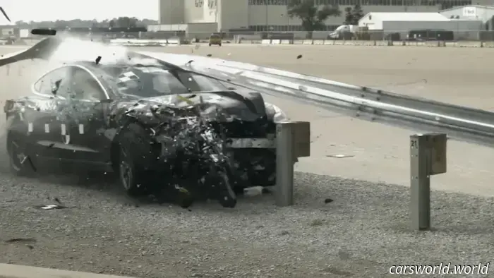 La verdadera razón por la cual las barreras de seguridad no pueden detener los vehículos eléctricos en un accidente