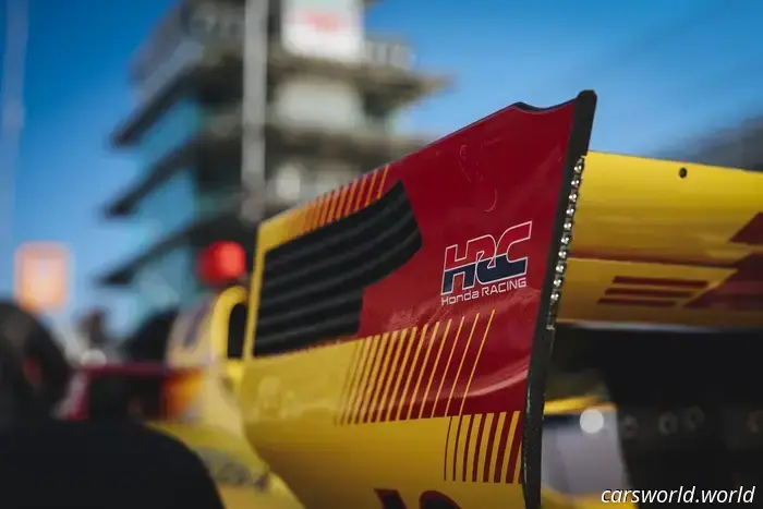 Cómo el ganador de Indy 500, Alex Palou, y Honda están Dominando la Era Híbrida de IndyCar