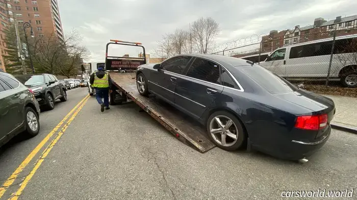 Notice: Police Do Not Sell Repossessed Luxury Vehicles