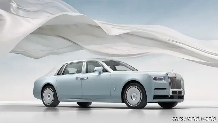 Rolls-Royce Phantom compie 100 anni: uno sguardo alla storia dell'icona del lusso