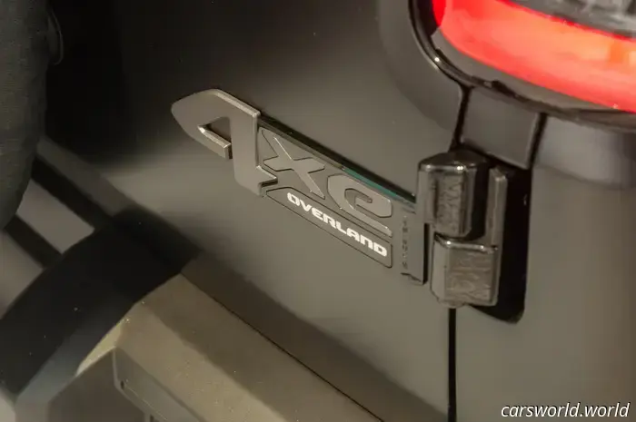 Il Jeep Recon 2026 parte da non meno di 67.000 dollari e ha 650 CV.