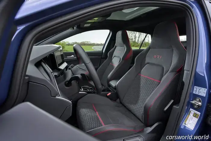 Volkswagen Golf GTI First Drive Review 2025: meglio, a un costo
