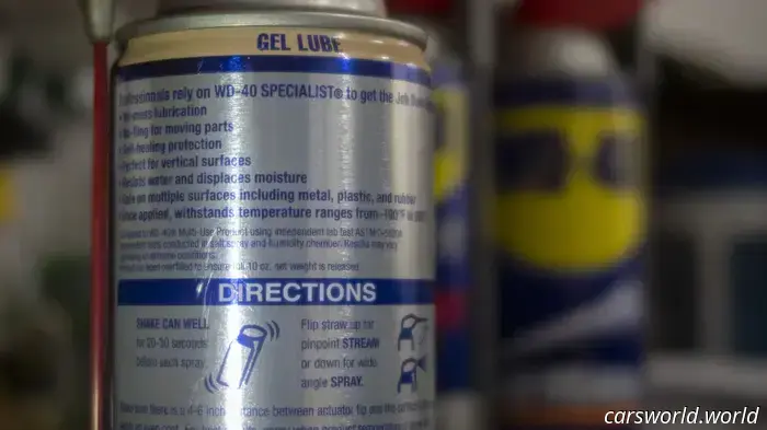 WD-40 Specialist Gel Lube safeguards metal surfaces and remains in place upon application.