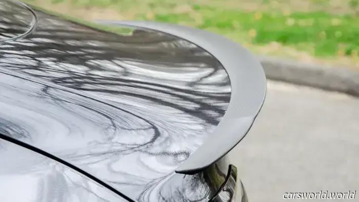 Revisión del rendimiento del Tesla Model 3 2025: Rápido como el Infierno, pero No un Automóvil de Conductor