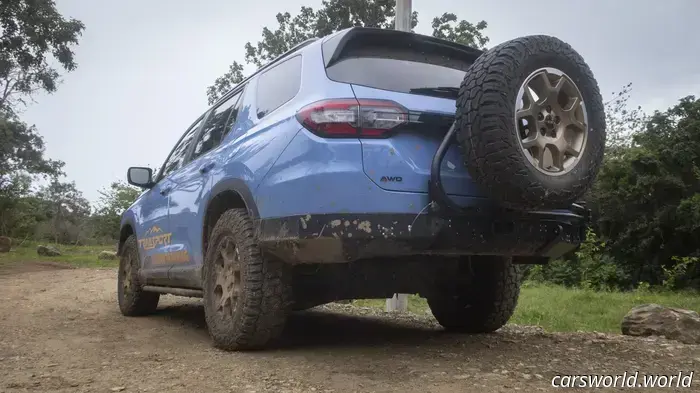 Honda Construyó Este Piloto Listo para Senderos Extremos para Enseñar a Sus Empleados a Conducir Fuera de la Carretera