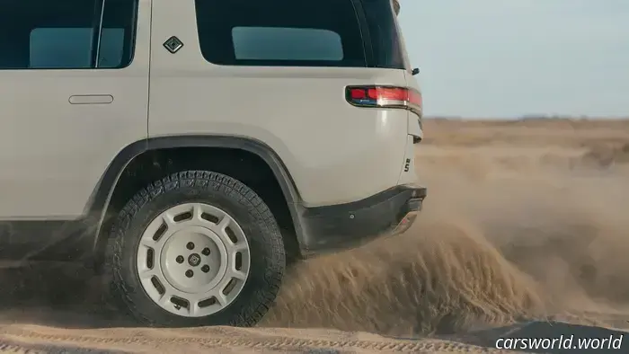 Лучшая часть лимитированной серии Rivian R1 California Dune от Rivian - это колеса