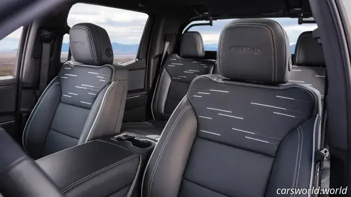 GMC Sierra EV 2026 Comienza en $28K Menos Que Antes, Agrega Equipamiento Todoterreno AT4