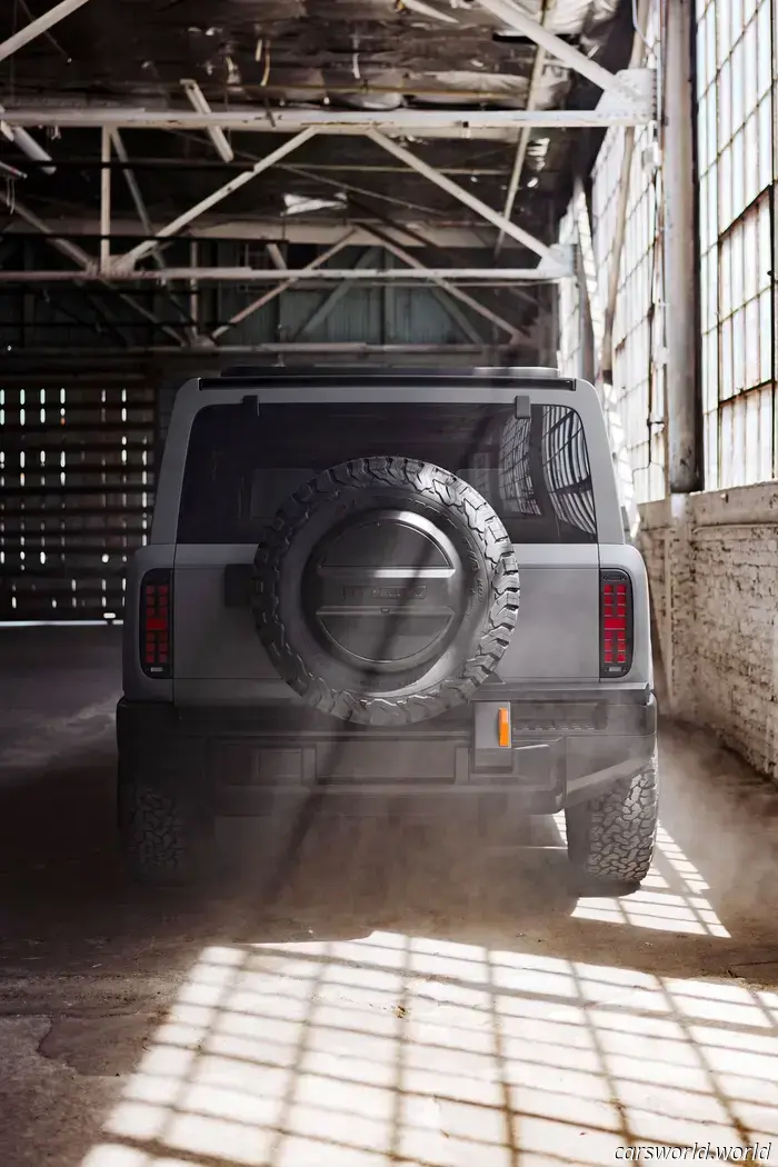 Conozca la Camioneta Slate: Una Camioneta Eléctrica de 2 Puertas y 2 20K Con Ventanas de Manivela y Sin Pantalla Táctil