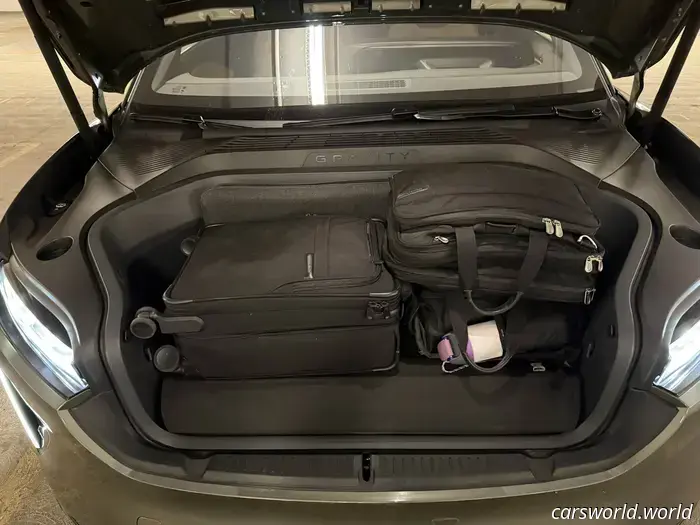 Recensione della Lucid Gravity 2026: la migliore auto a tre file da guidare che si possa comprare