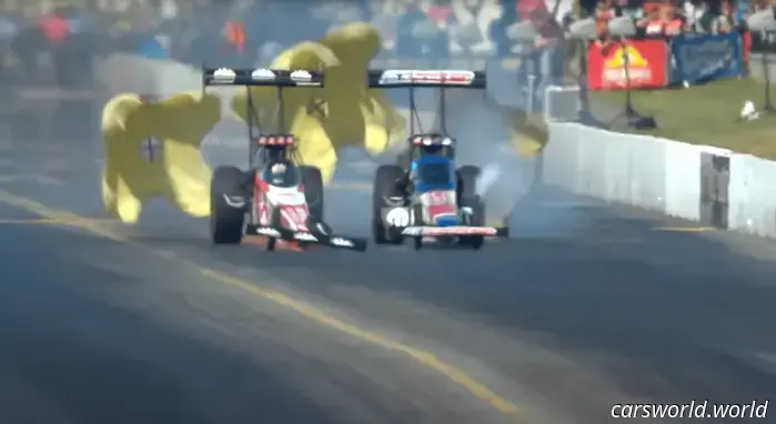 Болиды NHRA Top Fuel разбились после разгона до 335 миль в час, опрокинув Тони Стюарта на бок.