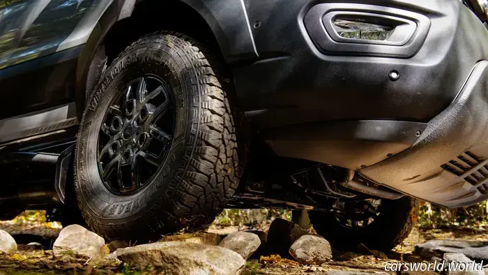 Incorrect Tires Have Undermined the Off-Road Capabilities of the Ford Transit Trail, Leading to a Lawsuit.