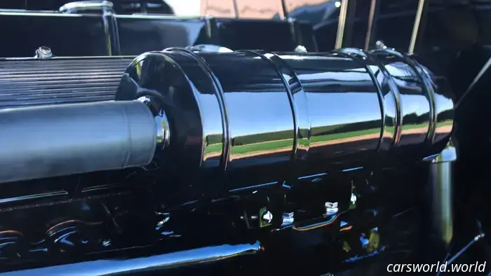 Questa Cadillac del 1934 ha cambiato il modo in cui l'Europa costruiva le sue auto migliori. Ora è in vendita.