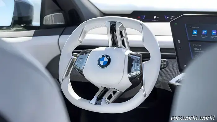 BMW elimina la perilla iDrive en favor de controles hápticos y una pantalla de borde a borde