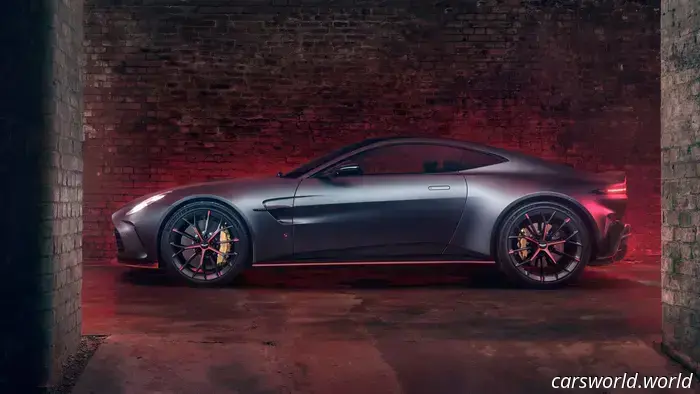 El Aston Martin Vantage S de 2026 tiene un splitter que a los aficionados del Hellcat les encantará