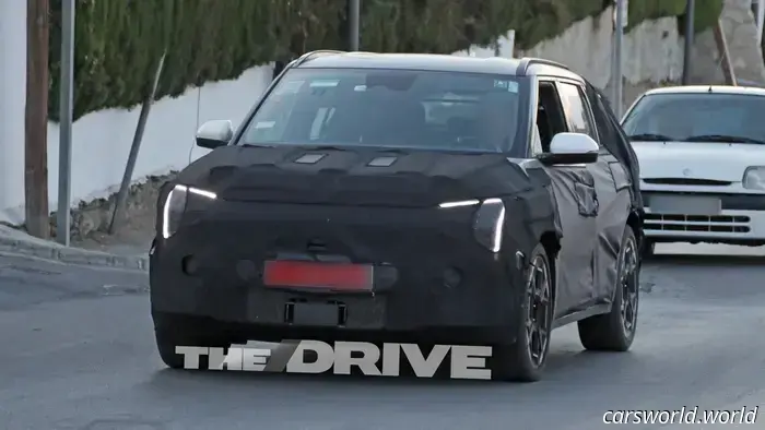 Spied: La Kia EV3 a forma di scatola sta ottenendo una versione GT più veloce