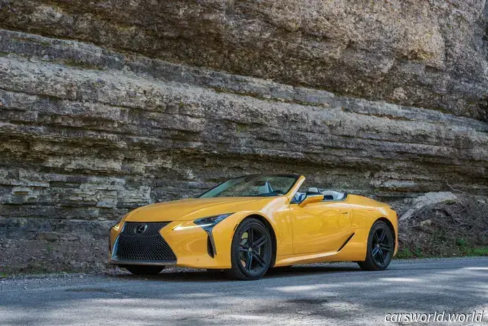 Recensione della Lexus LC 500 Convertibile 2025: Incontra i Tuoi Eroi
