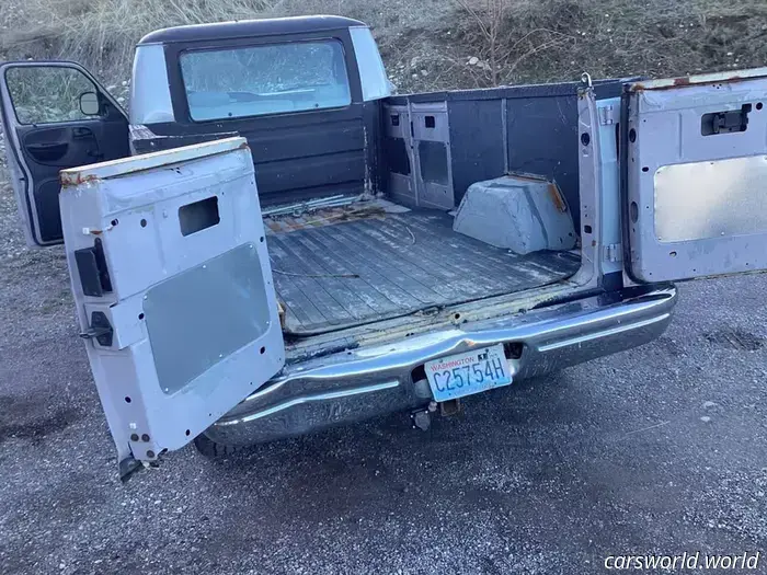 En Venta: La camioneta Dodge Ram Convertida en Camioneta Parece un Dibujo de Nevera