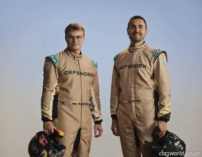 Land Rover's latest Defender race car features a 145-gallon fuel tank and a special ‘Flight Mode’ for performing jumps.