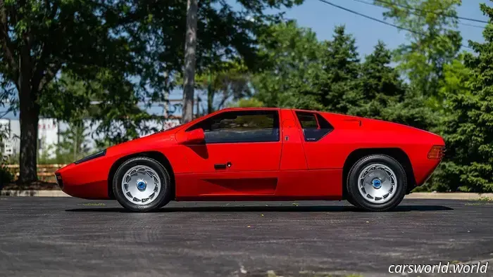 Isdera, la casa automobilistica più strana degli anni '80, è tornata al lavoro senza dirlo a nessuno.