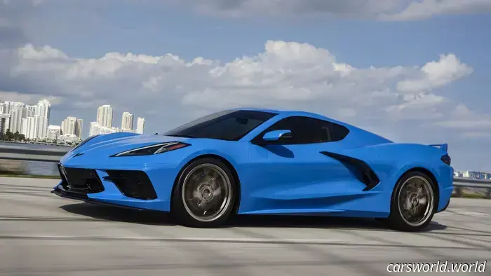 È ora di abbassare il tuo rivenditore Chevy per una delle 5.500 Corvette C8 invendute