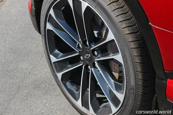 Análisis de la unidad inicial del Chevrolet Blazer EV SS 2025: Bienvenido de nuevo, V6 Malibu.
