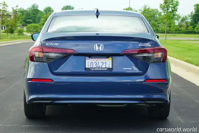 I drove a 2025 Honda Civic Hybrid for two months and effortlessly achieved 51 MPG.