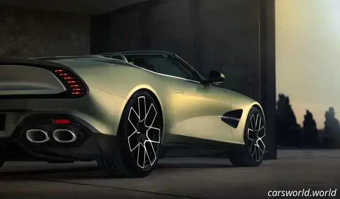 El Aston Martin Vanquish Volante 2026 es el Convertible con Motor Delantero Más Rápido del Mundo
