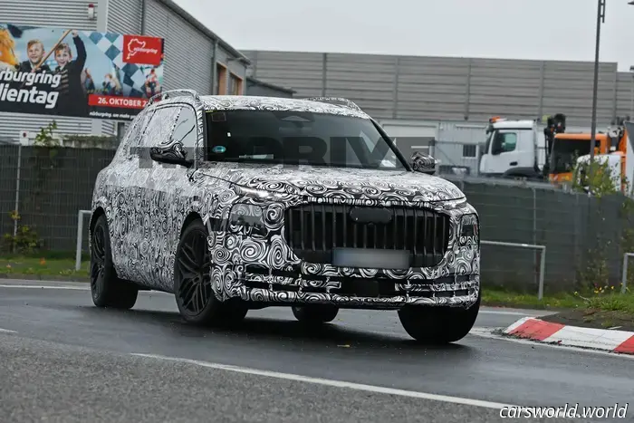 Audi Targets Mercedes-Maybach with Q9 Horch SUV: Spy Images
