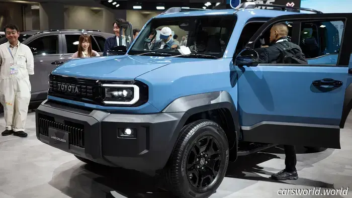 Smettetela di dire che la Toyota Land Cruiser FJ è troppo piccola per l'America.
