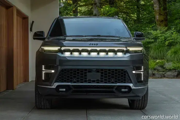 Il Jeep Grand Wagoneer 2026 ottiene l'opzione EV con range extender V6: oltre 500 miglia di autonomia
