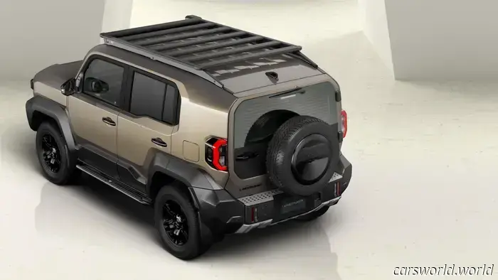 Новый FJ от Toyota по сути представляет собой уменьшённый Land Cruiser.