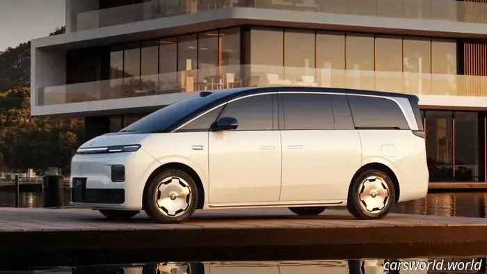 У Stellantis уже есть электрический минивэн будущего, но пока он не для США.