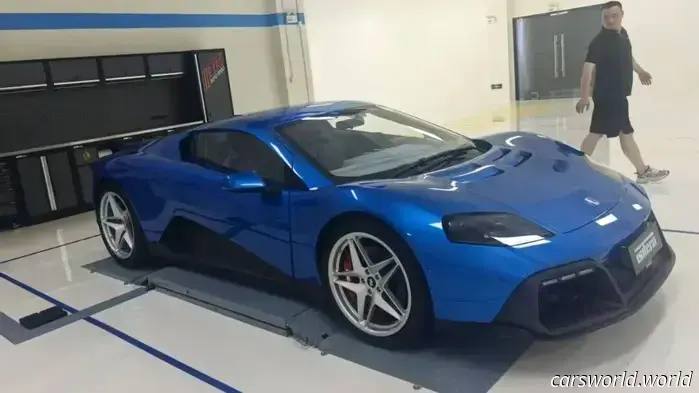 Isdera, la casa automobilistica più strana degli anni '80, è tornata al lavoro senza dirlo a nessuno.