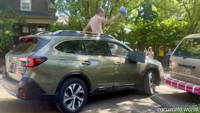La competizione di parcheggio in parallelo del quartiere è il mio tipo di festa di quartiere