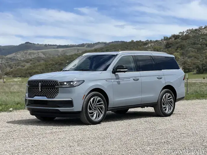 Revisión del Lincoln Navigator First Drive 2025: Un Día de Spa Móvil de $100K
