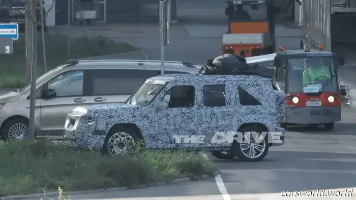 At last: The 'Baby' G-Class from Mercedes-Benz Caught Testing for the First Time
