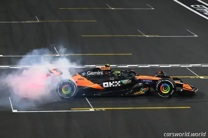 Ландо Норрис стал чемпионом Формулы-1 вопреки хаотичному сезону «Макларена» и доминированию Ферстаппена.