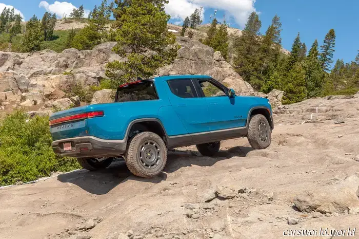 Prova su strada della Rivian R1T Quad 2026: Quando troppo è semplicemente abbastanza