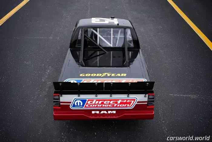 Ram Regresa a NASCAR, Dodge podría seguir con Cup Series Racer