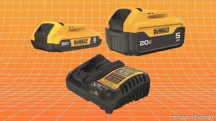 Ricevi utensili DeWalt gratuiti comprando batterie da The Home Depot durante questa vendita anticipata del Black Friday.