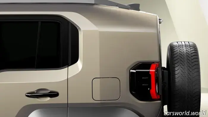Новый FJ от Toyota по сути представляет собой уменьшённый Land Cruiser.