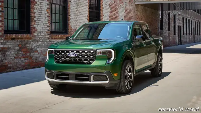 La Camioneta Slate Es Dos Pies Más Corta Que La Ford Maverick, pero Tiene una Plataforma Más Grande