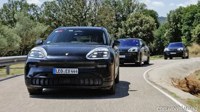 He aquí por qué Porsche pone grandes camuflajes en los faros de sus prototipos.