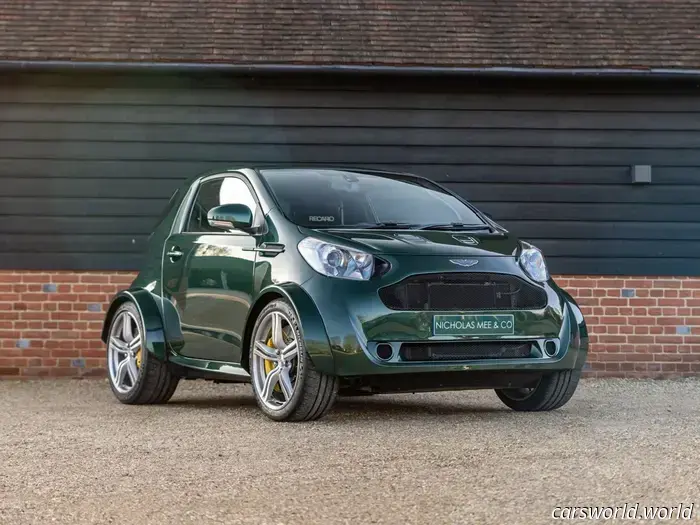 Выставлен на продажу единственный в Мире Aston Martin Cygnet с Двигателем V8